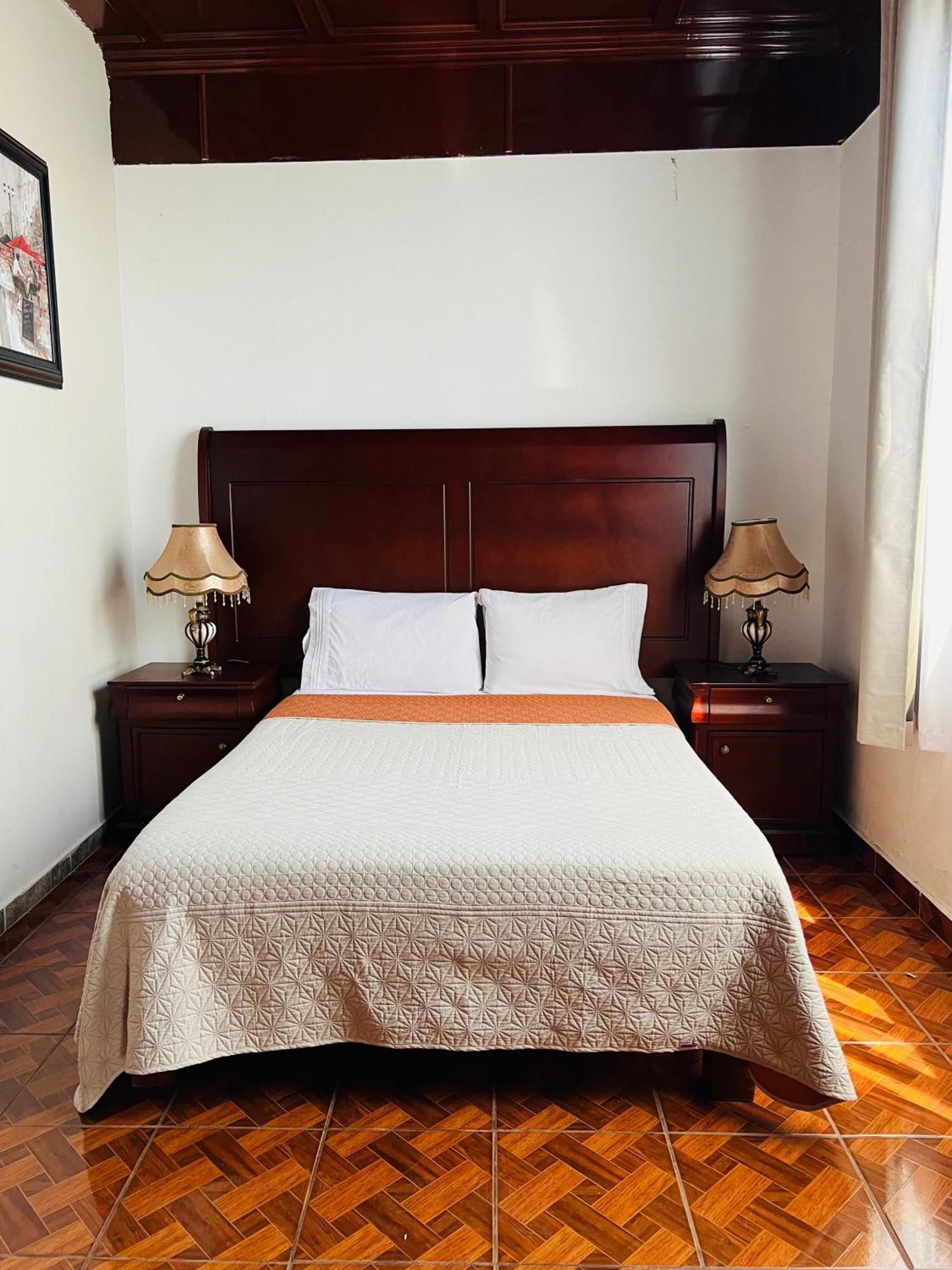 Hosteria Casa Marquez 莱昂 外观 照片
