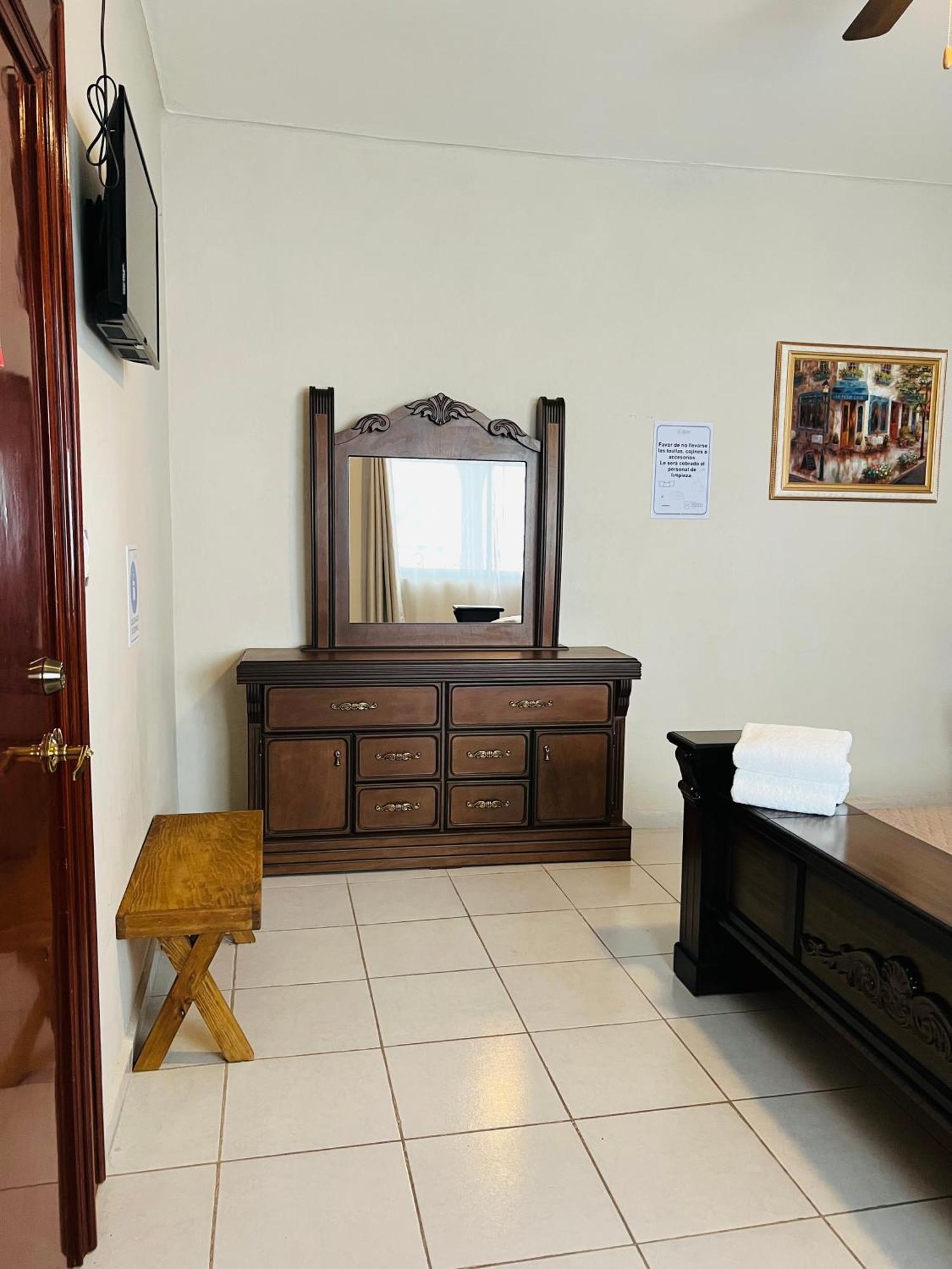 Hosteria Casa Marquez 莱昂 外观 照片